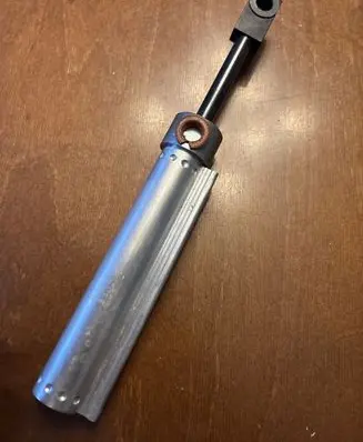 Chevrolet Corvette C7 Tailgate strut 