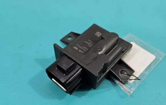 Jaguar XF X260 Central body control module FK729D370AD IMPRK1553989