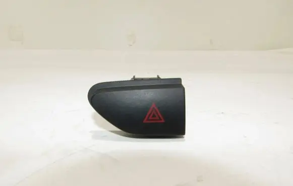 Renault Captur Hazard light switch 252907372R