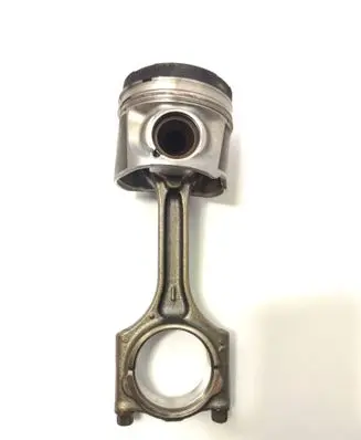 Volvo V60 Piston with connecting rod 81l123