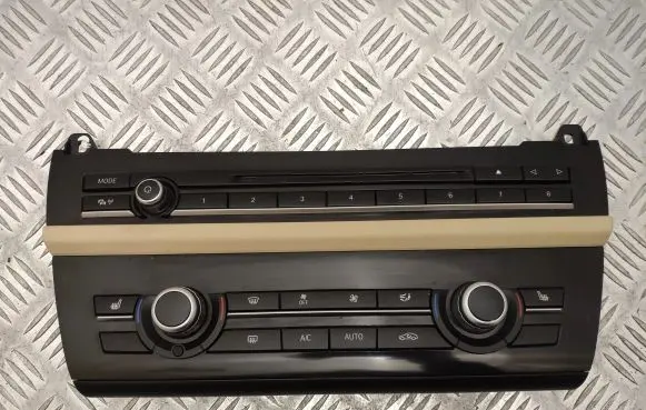 Interior fan control switch