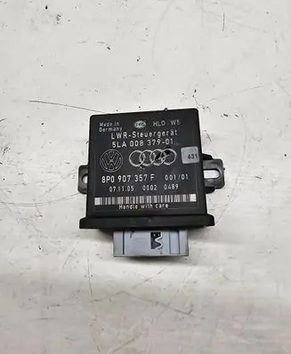 Audi A3 S3 8P Light module LCM 8P0907357F