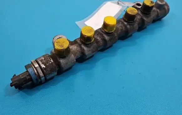 Renault Master II Fuel main line pipe 0445214175 IMPRK1543873