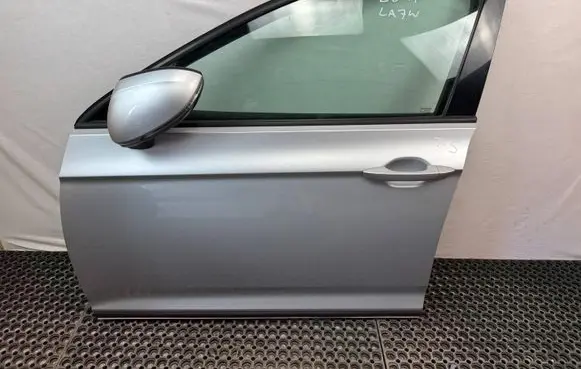 Volkswagen PASSAT B8 Front door