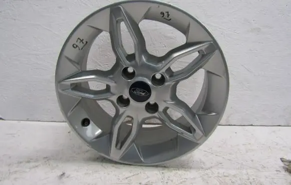 R16 alloy rim