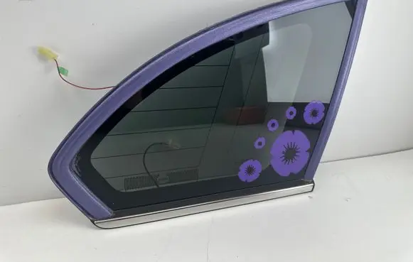 Chevrolet Captiva Rear side window 96622513