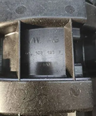 Volkswagen Tiguan other engine part 04L103623F