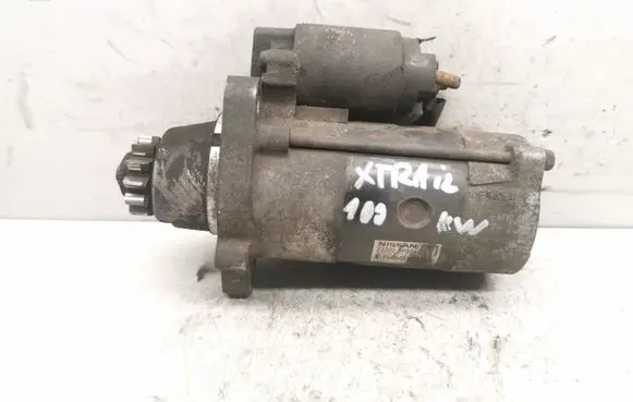Nissan X-Trail T30 Starter motor 233008H801