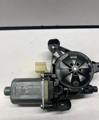 Audi A4 S4 B9 Front door window regulator motor 8W0959802