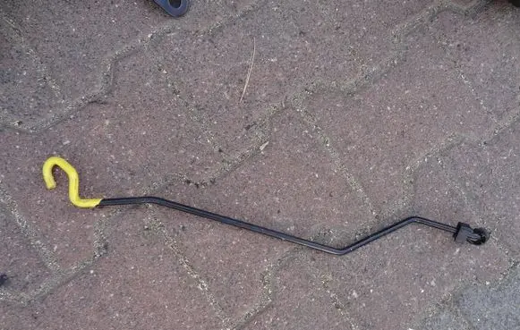 Citroen C3 Engine bonnet/hood prop rod/strut XXXXXXXX