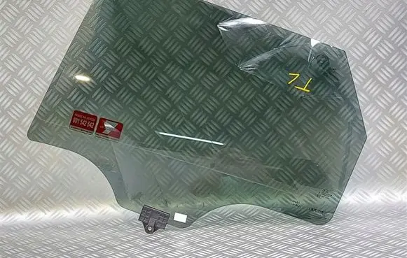 KIA Ceed Rear door window glass
