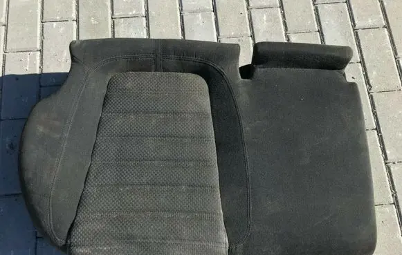 Rear seat