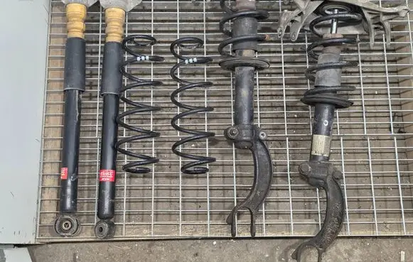 Audi A4 S4 B8 8K Set of springs and shock absorbers (Front and rear) 8K0413031AF 14904004301