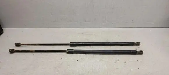 Volkswagen Caddy Tailgate/trunk strut/damper 2K0827550A