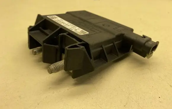 Mercedes-Benz GLC X253 C253 Battery relay fuse A0009061505 1110055 1104170566