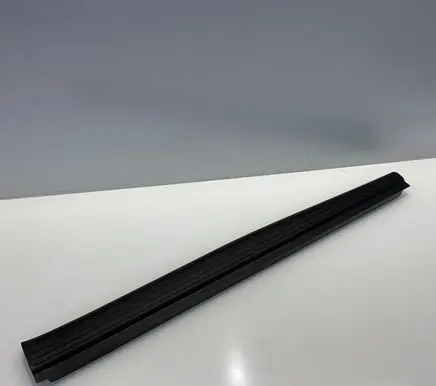 Mercedes-Benz E W211 Front sill trim cover A2116801835 2116801835