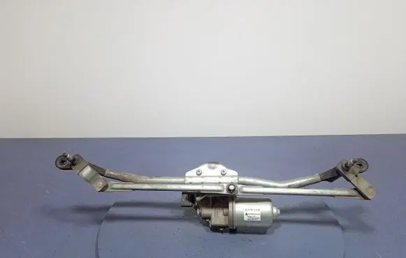 Skoda Fabia Mk2 (5J) Front wiper linkage and motor 5J1955113B