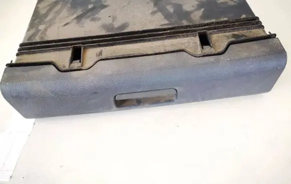 Volkswagen Touran I Glove box 1t0881580