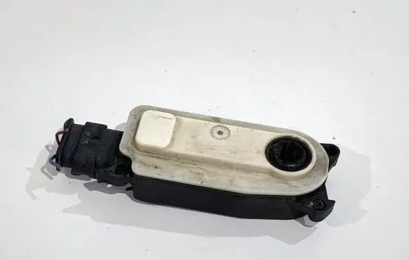 Peugeot 508 II Other exterior part 5877R1001