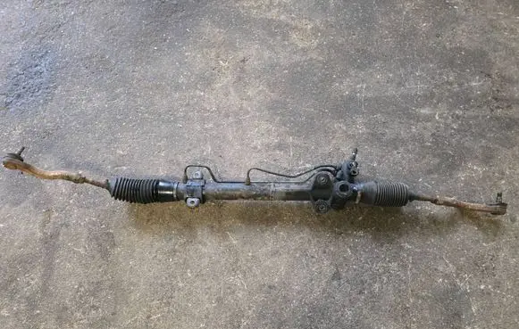 Mitsubishi Pajero Steering rack