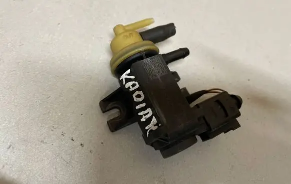 Skoda Kodiaq Turbo solenoid valve 04L131051AL