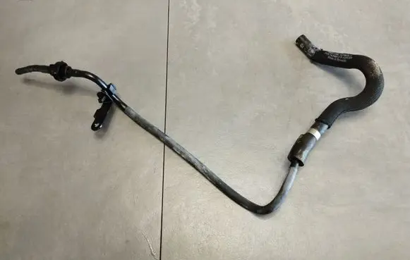 Breather/breather pipe/hose