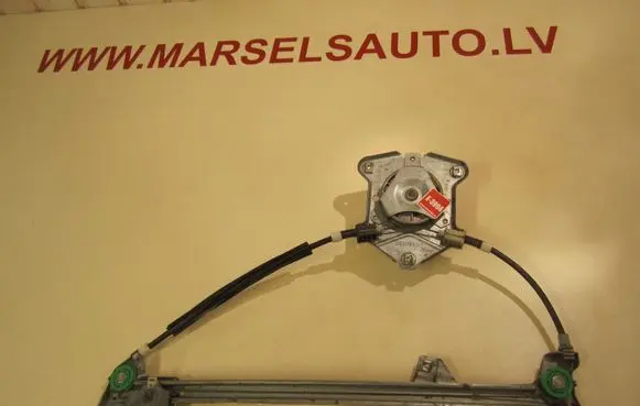 Audi 100 S4 C4 Front door manual window regulator 4A0837400A