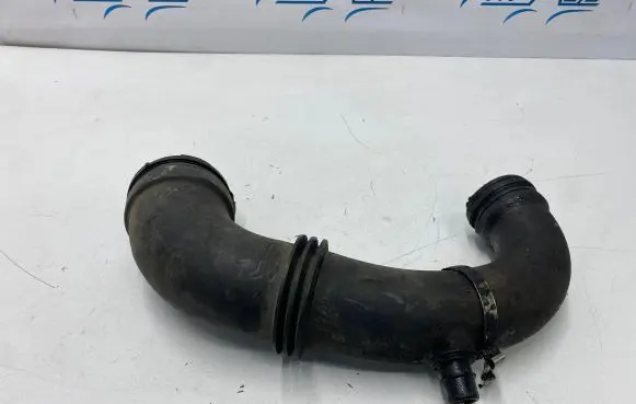 Renault Trafic II (X83) Air intake hose/pipe 8200082448