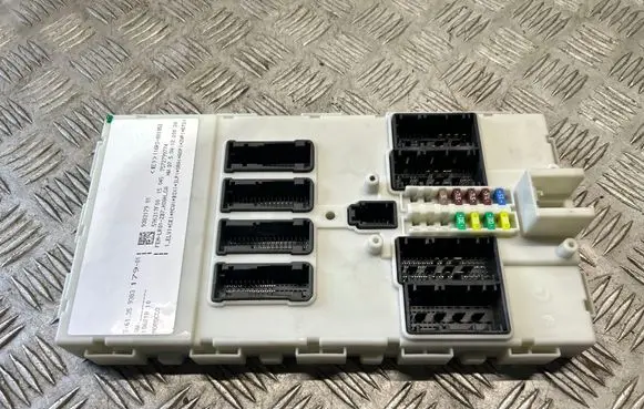 BMW 3 F30 F35 F31 Comfort/convenience module 9383179