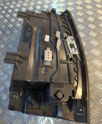 BMW 5 E60 E61 Glove box 7034080 121451