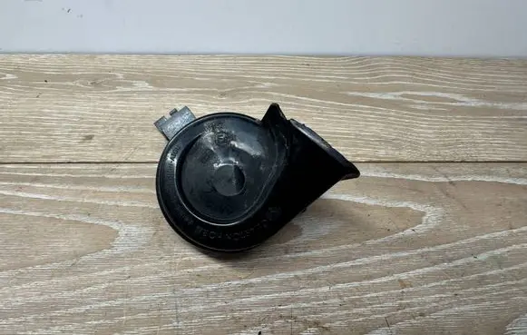 BMW 3 F30 F35 F31 Horn signal 7245423 200820