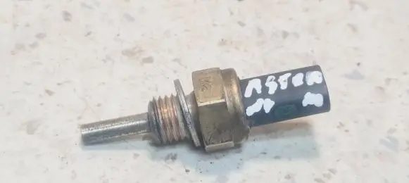 Opel Astra J Coolant temperature sensor 25186240 4G26M2
