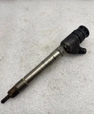 Fuel injector