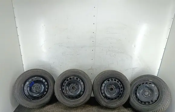Volkswagen PASSAT B6 R16 alloy rim 