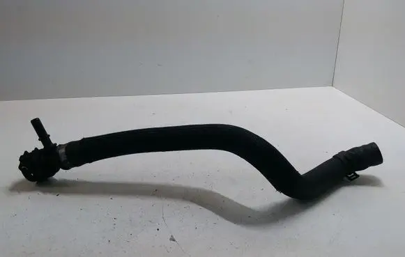 Land Rover Evoque I Engine coolant pipe/hose GJ328B504AA