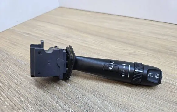 Volvo XC90 Wiper control stalk 30669742 04W22D