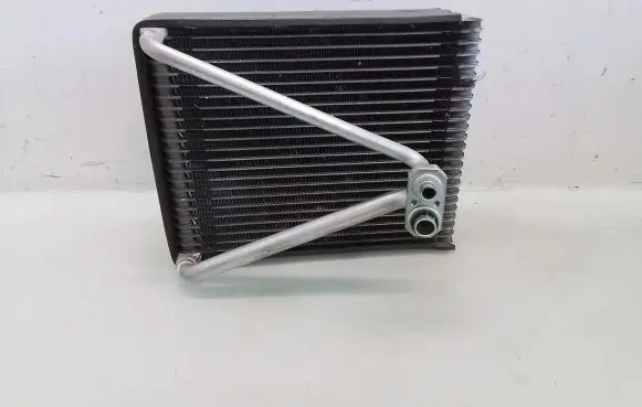 Air conditioning (A/C) radiator (interior)