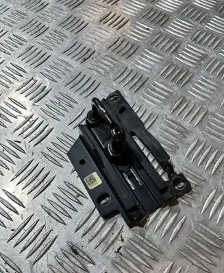 Audi A4 S4 B9 Engine bonnet/hood lock/latch loop/hook 8W0823186E
