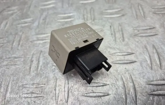 Lexus GS 300 350 430 450H Other relay 8198030170