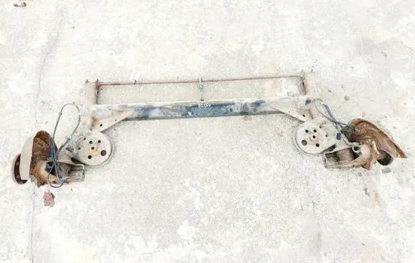 Skoda Superb B5 (3U) Rear subframe 