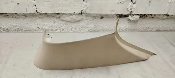 Maserati Levante (D)pillar trim (top) 6700486100