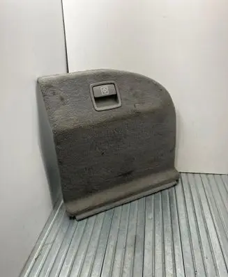 Trunk/boot side trim panel
