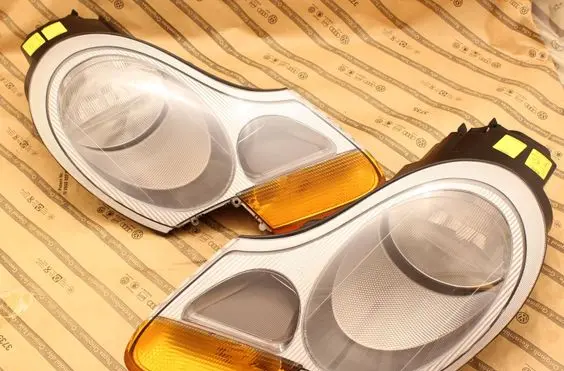 Porsche 911 996 Headlights/headlamps set 99663105304 99663105404