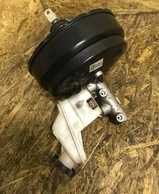 Hyundai Santa Fe Brake booster