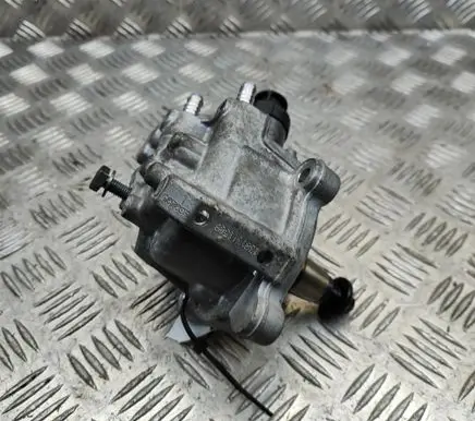BMW X1 E84 Fuel injection high pressure pump 7823452