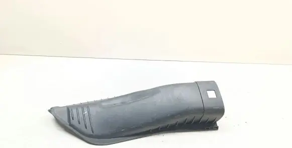 BMW 5 E60 E61 Air filter box cover 7789109