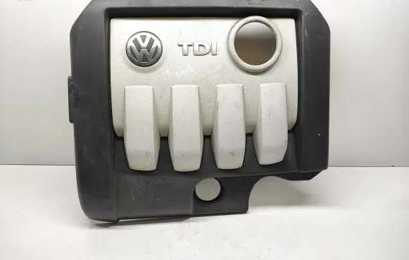 Engine cover (trim)
