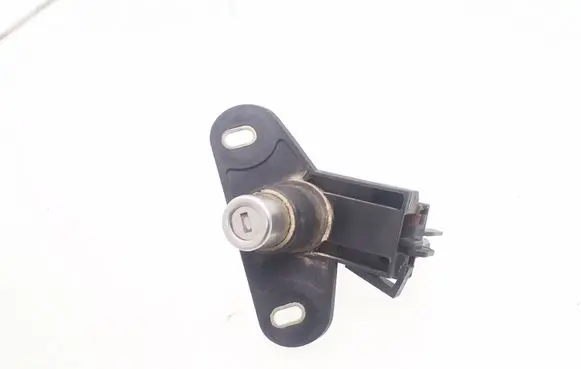 Opel Omega B2 Tailgate exterior lock 