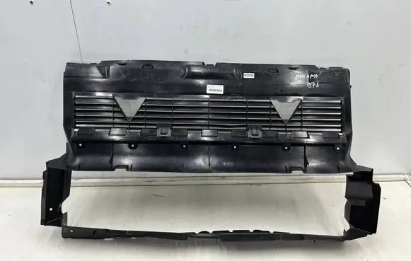 Porsche Panamera (971) Radiator trim 971121707e
