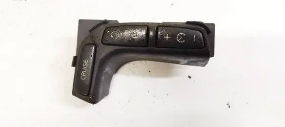 Volvo V70 Cruise control switch 9452797